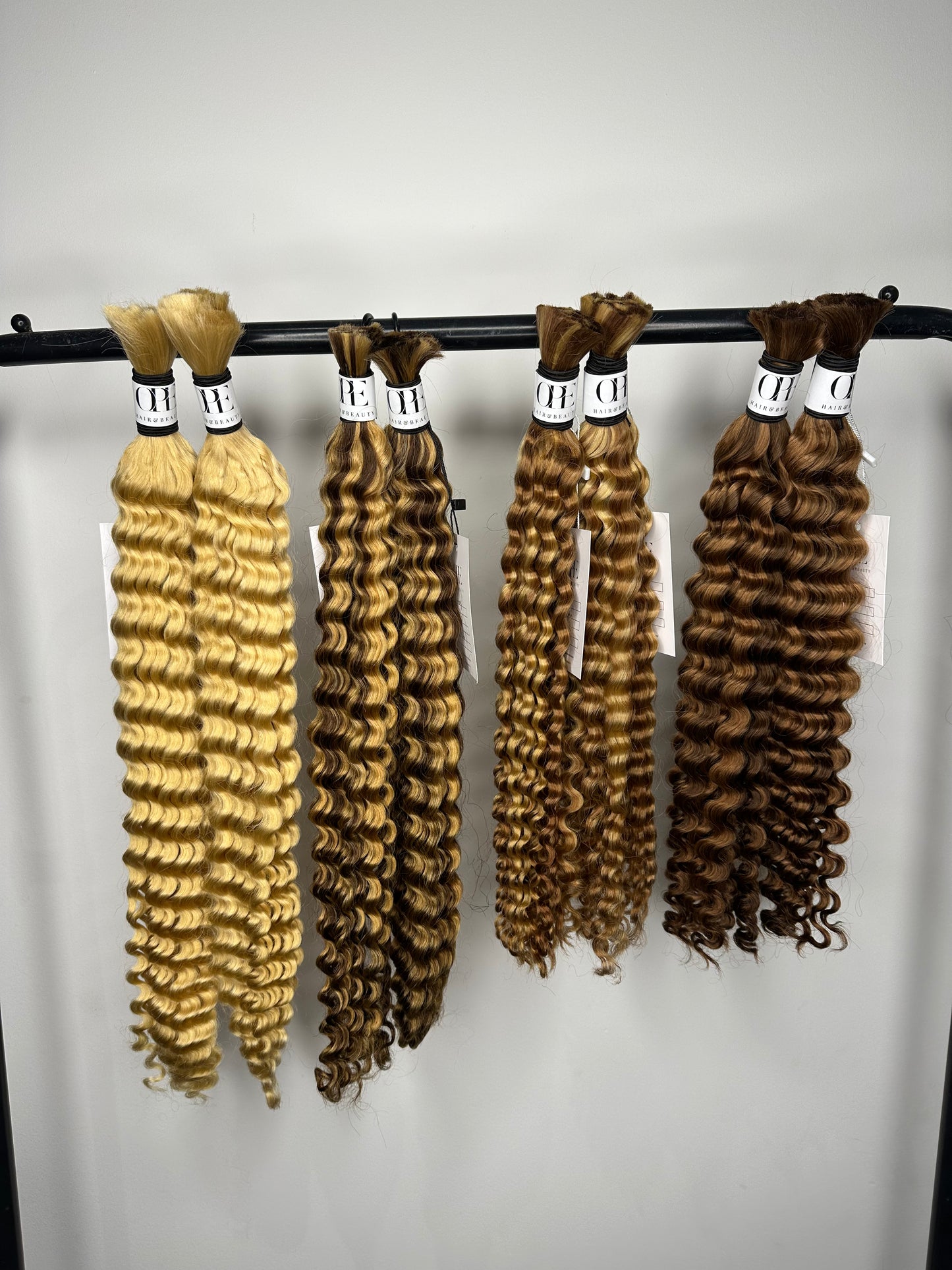 Premium  virgin deep wave bulk  hair in mixed colours. 27/4, 30/27 and 30/4